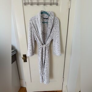 Noire Jasmine Rose Pink and Gray Animal Print Fleece Robe size L with pockets